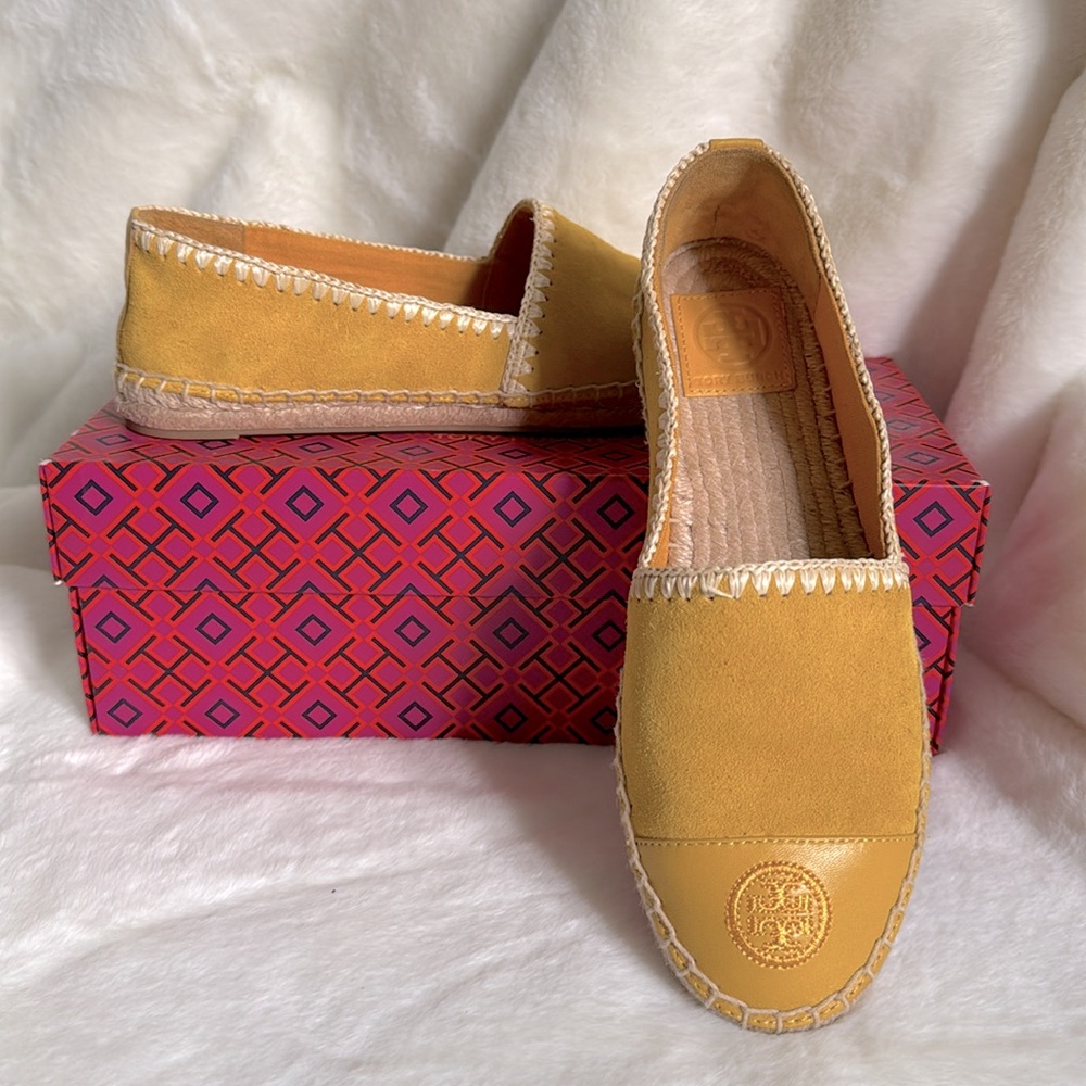 NIB Tory Burch Size 7